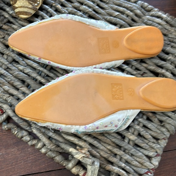 Genie Shoes- white sequined beadeed slip ons! - Picture 4 of 6